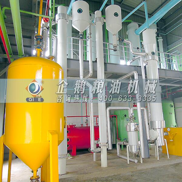 花生餅浸出設備廠家,企鵝設備好用不貴(圖1) 花生油浸出設備